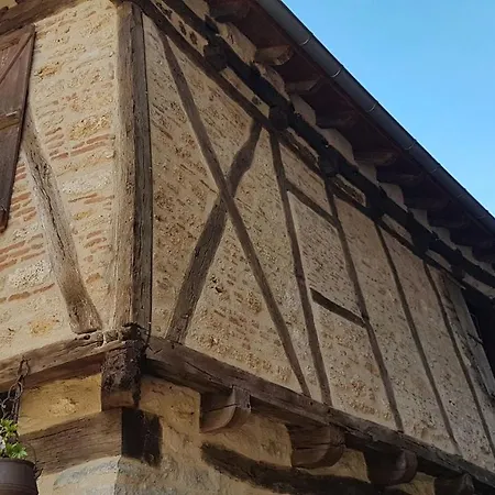 Renove Dans Une Maison Datant Du 16e Siecle , Situe Au Centre De Cajarc. * Cajarc